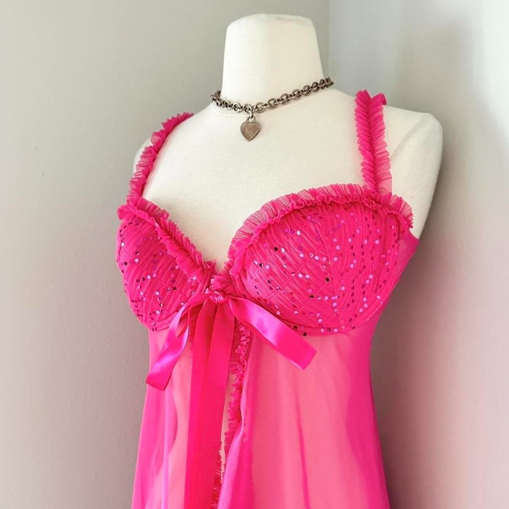 Vintage y2k Victoria’s Secret Sexy Little Things Hot Pink Lace Chemise - Picture 5 of 8